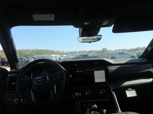 New 2026 GMC Sierra 1500 AT4X w/ AT4X AEV Edition image 17