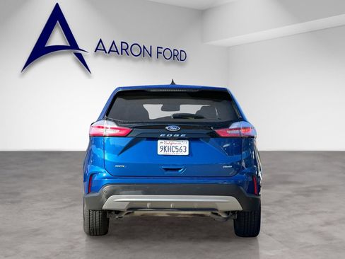 Used 2024 Ford Edge SEL image 4