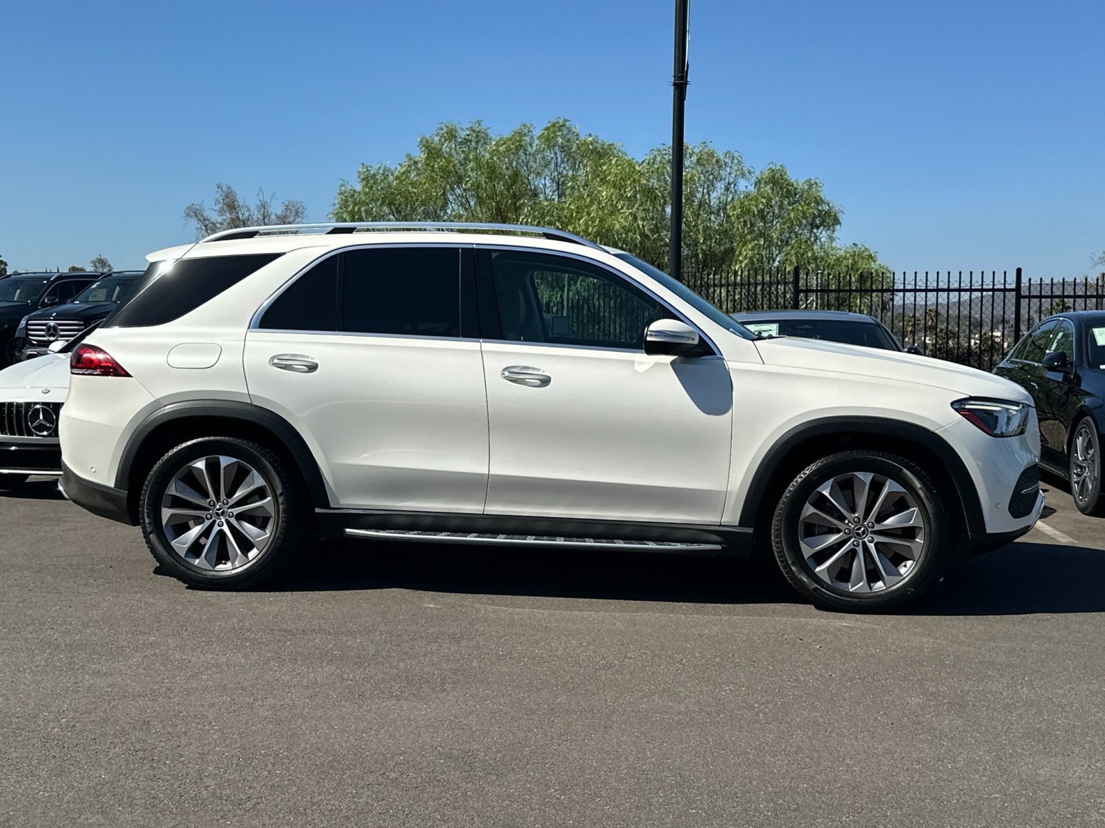 Certified 2021 Mercedes-Benz GLE 450 4MATIC image 2