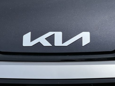 New 2026 Kia Sportage EX w/ EX Panorama Roof Package FWD image 12