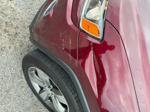 Used 2016 Jeep Grand Cherokee Limited image 36