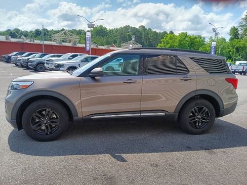 Certified 2021 Ford Explorer XLT AWD/4WD image 6