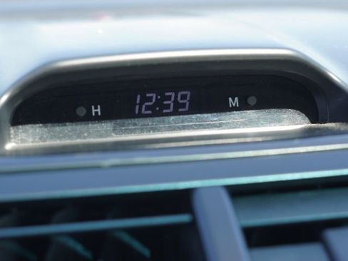 Used 2013 Toyota Camry LE image 20