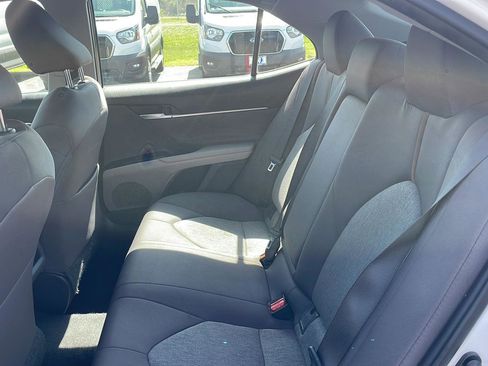 Used 2018 Toyota Camry LE w/ Convenience Package image 25