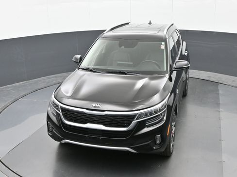 Used 2021 Kia Seltos SX w/ SX Sunroof Package AWD/4WD image 35