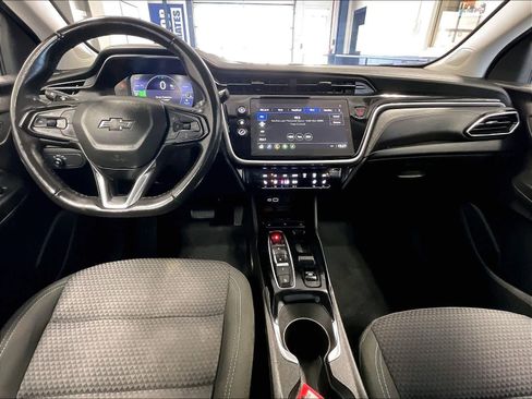 Used 2023 Chevrolet Bolt EUV LT w/ Comfort Package image 21