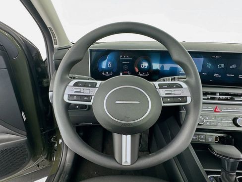 New 2026 Hyundai Tucson SE image 13