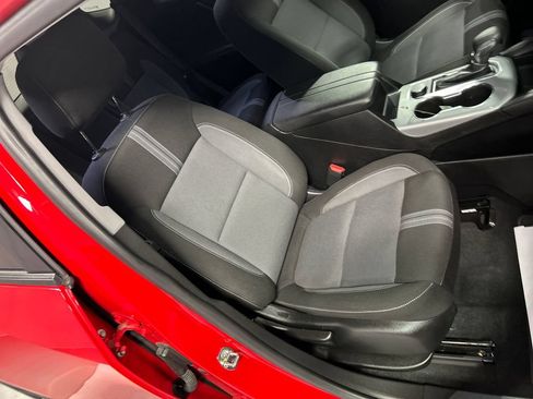 Used 2023 Chevrolet Blazer LT FWD image 25