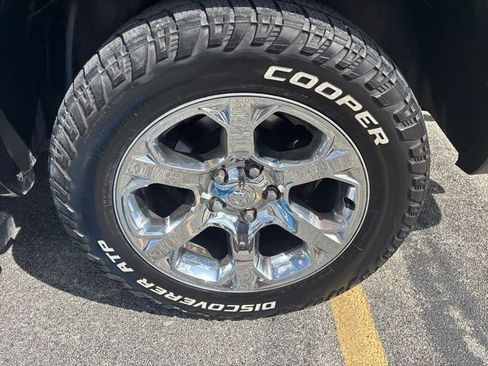 Used 2016 RAM 1500 Laramie w/ Convenience Group AWD/4WD image 10