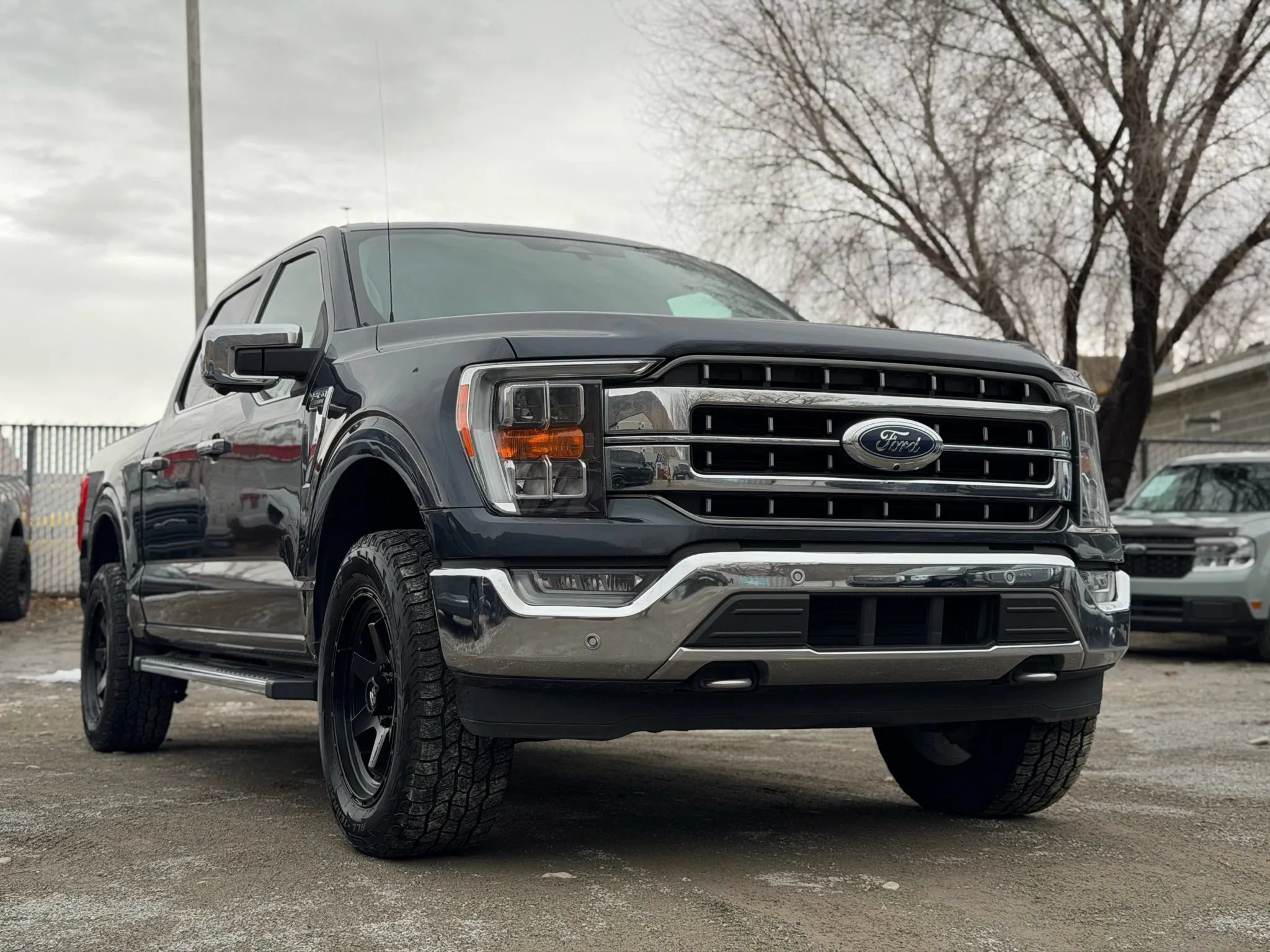 Used 2021 Ford F150 Lariat w/ Max Trailer Tow Package AWD/4WD image 1