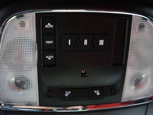 Used 2023 Dodge Charger Scat Pack image 19