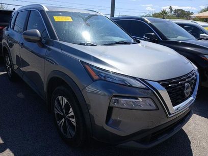 Certified 2022 Nissan Rogue SV w/ SV Premium Package
