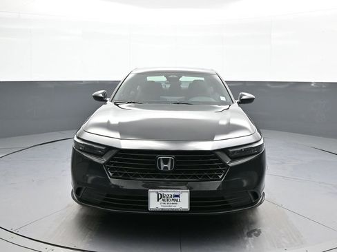 Used 2023 Honda Accord Sport image 2