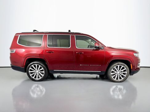 Used 2022 Jeep Grand Wagoneer Series II w/ Convenience Group III AWD/4WD image 4