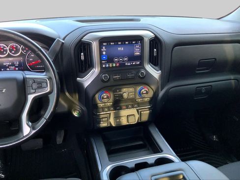 Used 2021 Chevrolet Silverado 1500 LT Trail Boss w/ Convenience Package II AWD/4WD image 7