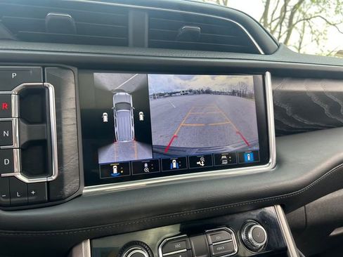 Used 2021 GMC Yukon Denali w/ Denali Ultimate Package image 22