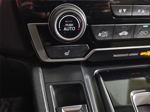 Used 2018 Honda CR-V Touring image 14