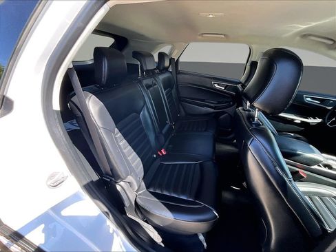 Used 2023 Ford Edge SEL w/ Convenience Package AWD/4WD image 29