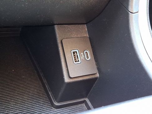Used 2024 Ford Edge SEL AWD/4WD image 22