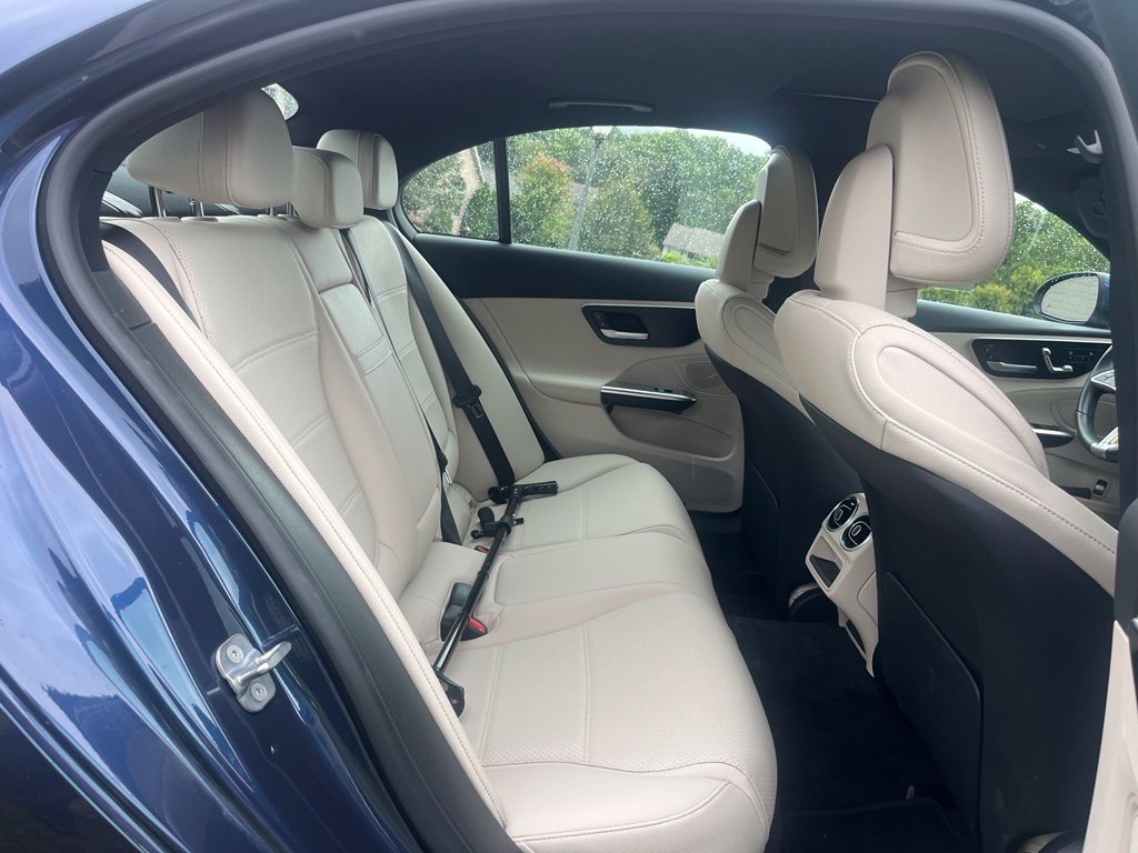 Used 2024 Mercedes-Benz C 300 4MATIC Sedan image 41