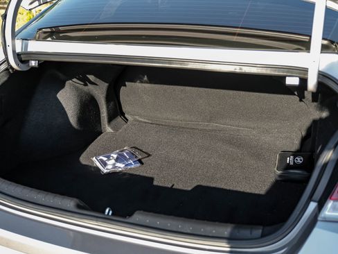 Used 2023 Hyundai Elantra SEL FWD image 44