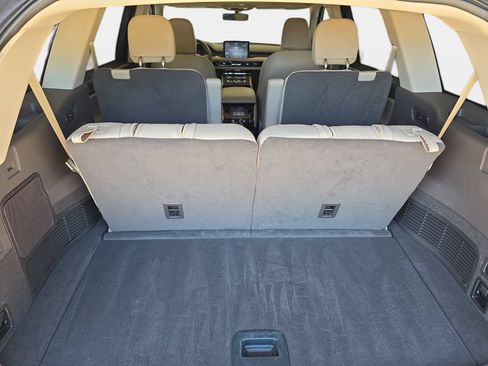 Used 2023 Lincoln Aviator Reserve AWD/4WD image 12