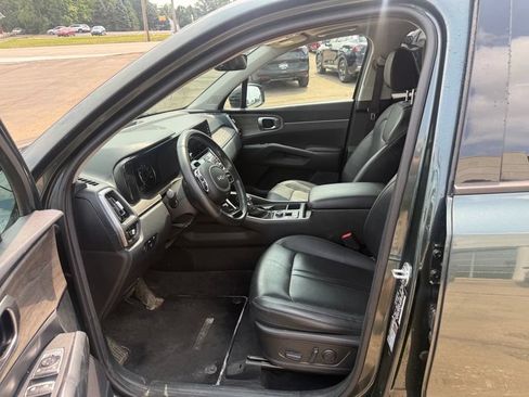 Certified 2023 Kia Sorento X-Line EX AWD/4WD image 8