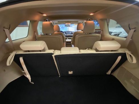 Used 2016 Toyota Highlander Limited AWD/4WD image 6