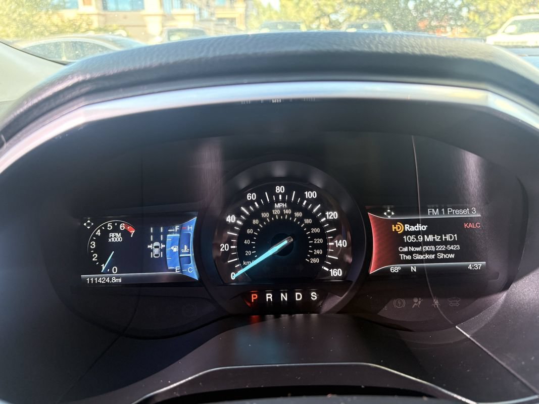 Used 2016 Ford Edge Titanium w/ Equipment Group 302A AWD/4WD image 21