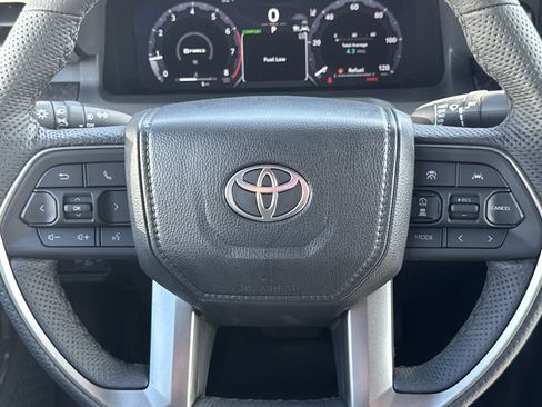 New 2025 Toyota Tacoma Limited AWD/4WD image 20