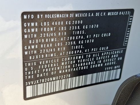 Used 2022 Volkswagen Taos SEL AWD/4WD image 32