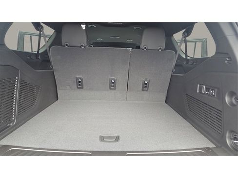 New 2026 GMC Yukon XL Elevation w/ LPO, Floor Liner Package image 14