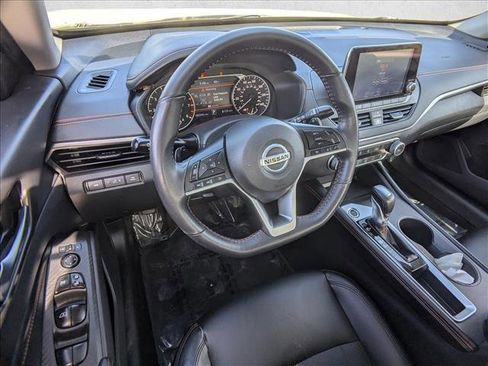 Used 2022 Nissan Altima 2.5 SR FWD image 10