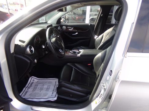 Used 2016 Mercedes-Benz GLC 300 image 11