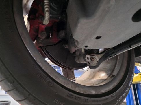 Used 2014 Mercedes-Benz S 63 AMG S 63 AMG AWD 4MATIC 4dr Sedan w/ Rear Seat Package image 96