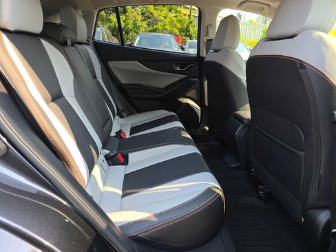 Used 2019 Subaru Crosstrek 2.0i Limited w/ Moonroof Package w/Navigation AWD/4WD image 12