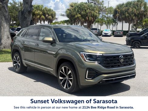 New 2026 Volkswagen Atlas Cross Sport SEL Premium R-Line AWD/4WD image 1