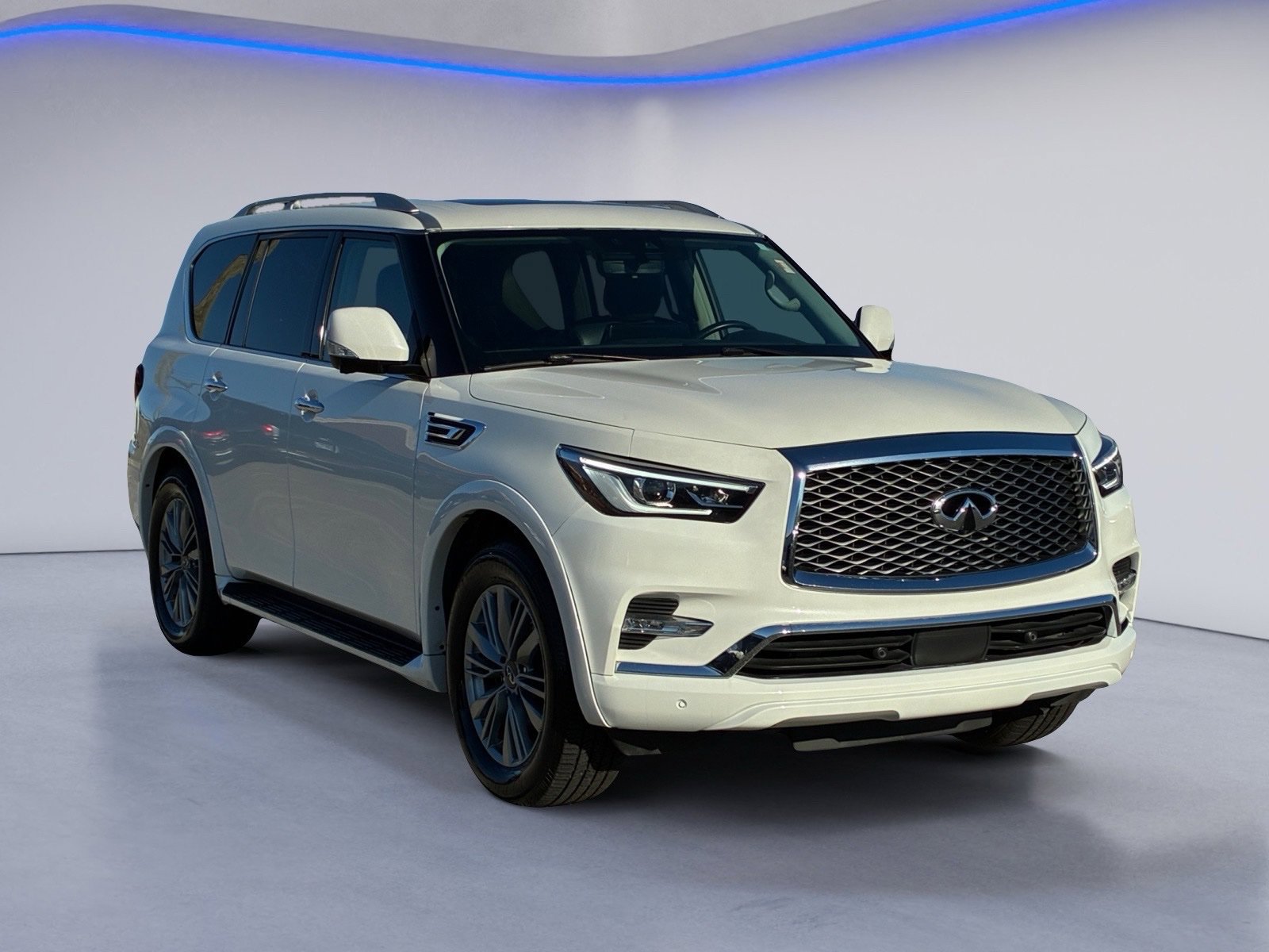 Used 2024 INFINITI QX80 Luxe AWD/4WD image 5