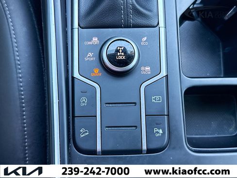 Used 2023 Kia Sorento S w/ Panoramic Sunroof Package image 30