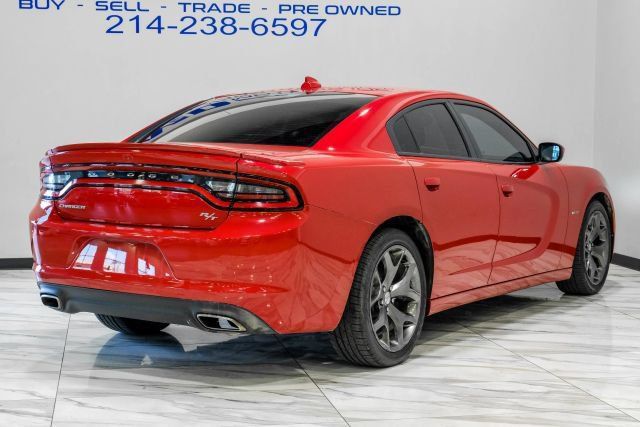 Used 2016 Dodge Charger R/T w/ Navigation & Travel Group RWD image 9