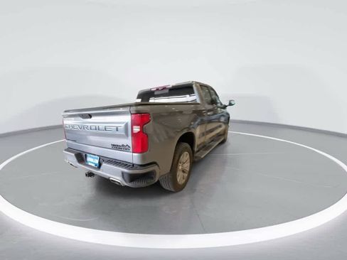 Used 2022 Chevrolet Silverado 1500 High Country w/ Technology Package AWD/4WD image 8