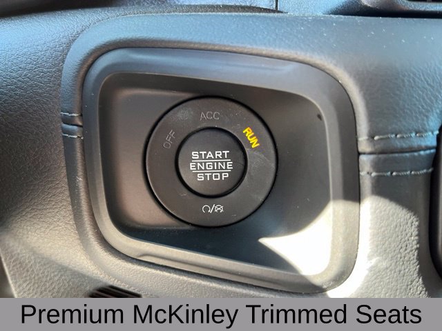 Certified 2026 Jeep Gladiator Sport AWD/4WD image 35