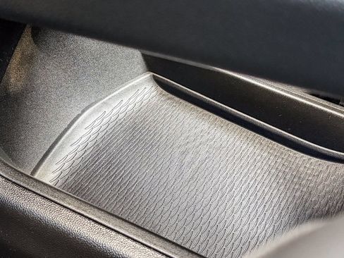 Certified 2025 Cadillac XT6 Luxury FWD image 51
