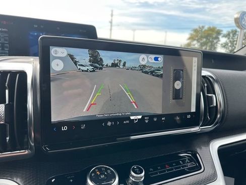 New 2025 Ford Expedition Platinum w/ Stealth Performance Package image 50