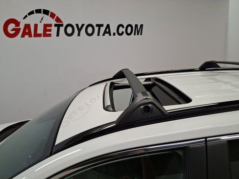 Used 2023 Toyota RAV4 SE w/ Weather & Moonroof Package AWD/4WD image 8