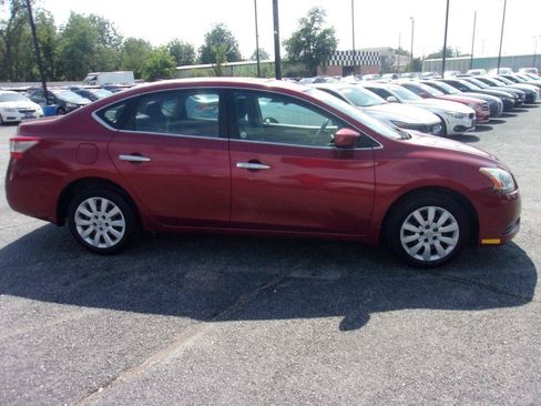 Used 2015 Nissan Sentra SV FWD image 4