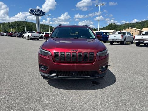 Used 2021 Jeep Cherokee Latitude Plus AWD/4WD image 7