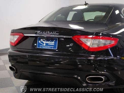 Used 2010 Maserati GranTurismo S RWD image 27