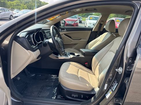 Used 2013 Kia Optima EX FWD image 9