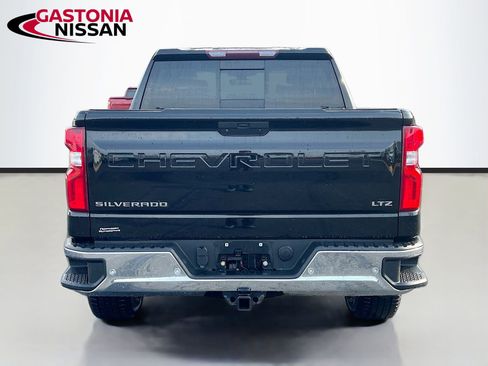 Used 2021 Chevrolet Silverado 1500 LTZ w/ LTZ Premium Package image 7